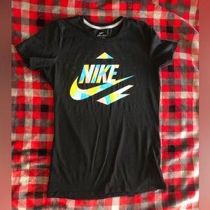 Girls Nike Dri-Fit Short Sleeve Shirt- Size Medium